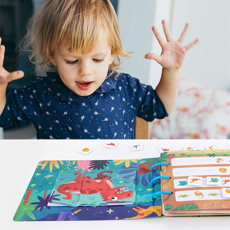 Libro ocupado Montessori de 4 estilos para niños de 2, 3 y 4 años, juguetes de aprendizaje preescolar, libro silencioso de actividades para niños pequeños Libro ocupado Montessori de 4 estilos para niños de 2, 3 y 4 años, juguetes de aprendizaje preescolar, libro silencioso de actividades para niños pequeños