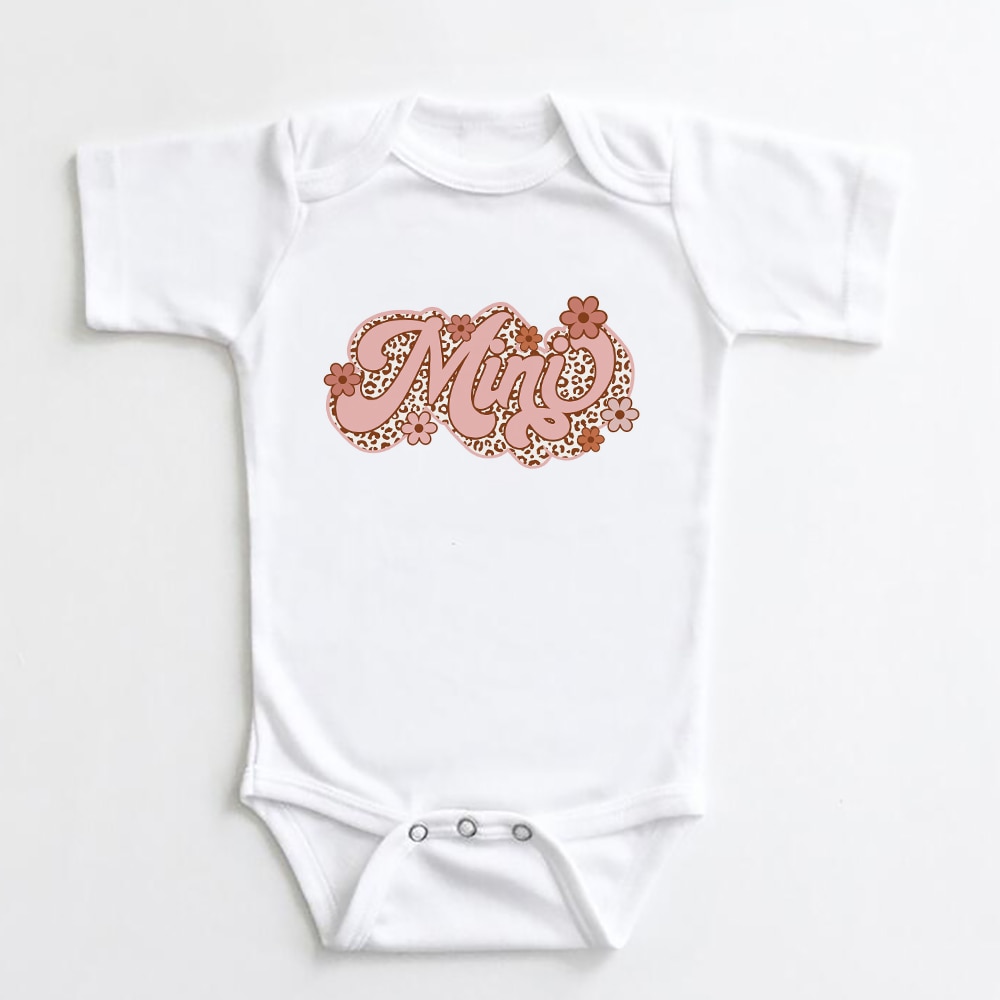 Mama mini Retro Family T-Shirt Family Group Shirts Mom Kid and Baby Matching Outfits tops Tee Baby Clothes Mama mini Retro Family T-Shirt Family Group Shirts Mom Kid and Baby Matching Outfits tops Tee Baby Clothes