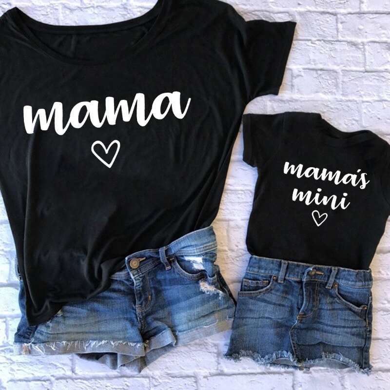 Summer Mama and Mama's Mini Family Matching Outfits Tshirt Mother and Daughter Clothes Mum T-Shirt Tops Baby Kids Girls Clothes Summer Mama and Mama's Mini Family Matching Outfits Tshirt Mother and Daughter Clothes Mum T-Shirt Tops Baby Kids Girls Clothes