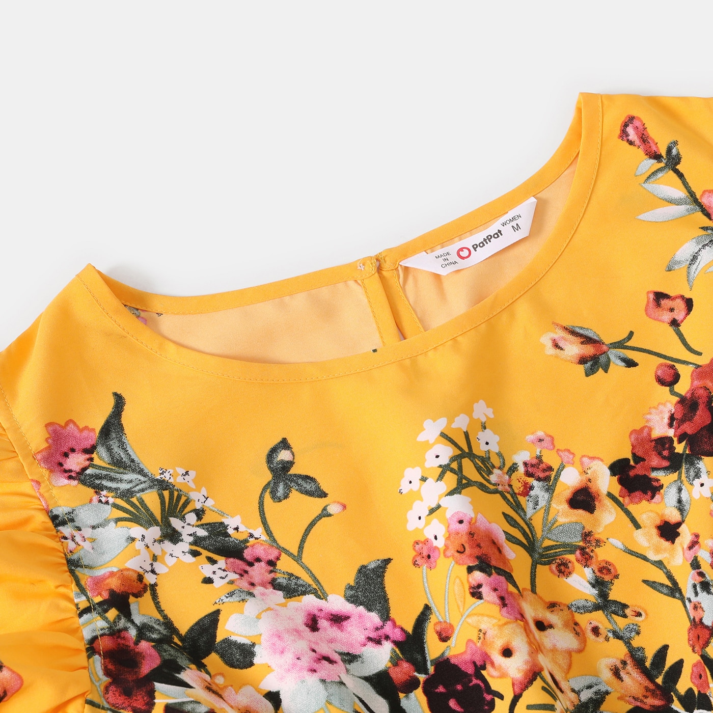 PatPat Family Matching Outfits Floral Print Ruffle-sleeve Belted Midi Dresses and Striped Short-sleeve T-shirts Sets PatPat Family Matching Outfits Floral Print Ruffle-sleeve Belted Midi Dresses and Striped Short-sleeve T-shirts Sets