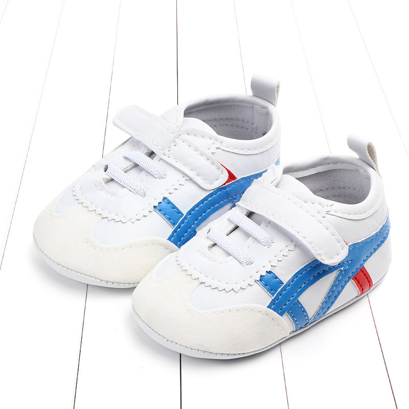 2021 kore ilk y&uuml;r&uuml;te&ccedil;leri erkek bebek kız beşik ayakkabı moda rahat deri daireler mokasen y&uuml;r&uuml;meye başlayan &ccedil;ocuk spor ayakkabı