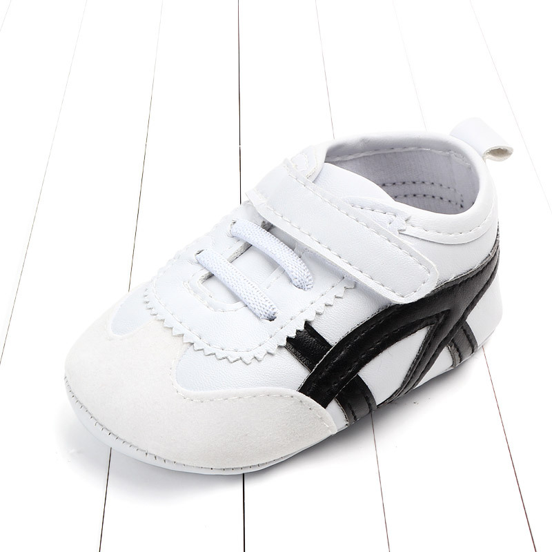 2021 kore ilk y&uuml;r&uuml;te&ccedil;leri erkek bebek kız beşik ayakkabı moda rahat deri daireler mokasen y&uuml;r&uuml;meye başlayan &ccedil;ocuk spor ayakkabı