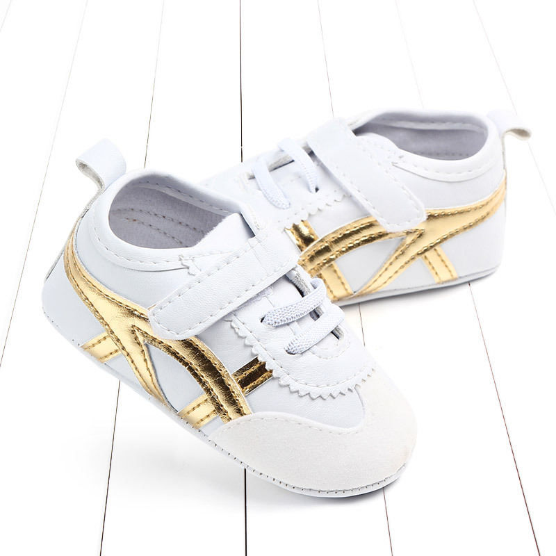 2021 kore ilk y&uuml;r&uuml;te&ccedil;leri erkek bebek kız beşik ayakkabı moda rahat deri daireler mokasen y&uuml;r&uuml;meye başlayan &ccedil;ocuk spor ayakkabı