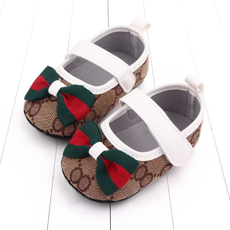 2021 kore ilk yürüteçleri erkek bebek kız beşik ayakkabı moda rahat deri daireler mokasen yürümeye başlayan çocuk spor ayakkabı 2021 kore ilk yürüteçleri erkek bebek kız beşik ayakkabı moda rahat deri daireler mokasen yürümeye başlayan çocuk spor ayakkabı
