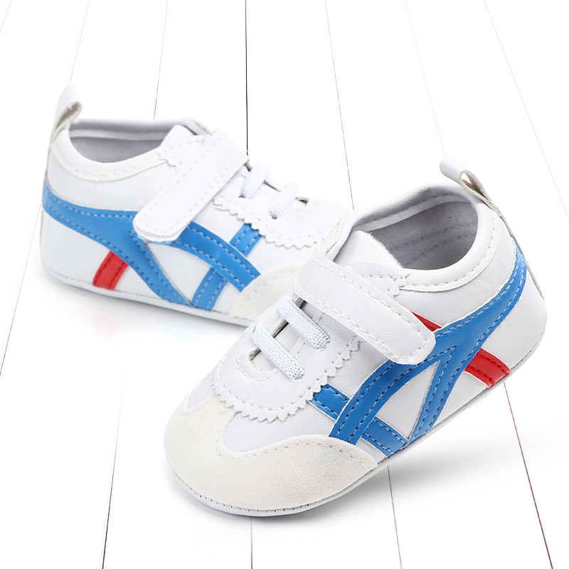 2021 kore ilk y&uuml;r&uuml;te&ccedil;leri erkek bebek kız beşik ayakkabı moda rahat deri daireler mokasen y&uuml;r&uuml;meye başlayan &ccedil;ocuk spor ayakkabı