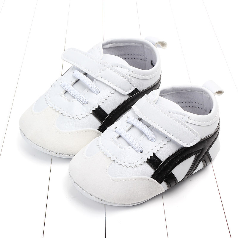 2021 kore ilk y&uuml;r&uuml;te&ccedil;leri erkek bebek kız beşik ayakkabı moda rahat deri daireler mokasen y&uuml;r&uuml;meye başlayan &ccedil;ocuk spor ayakkabı