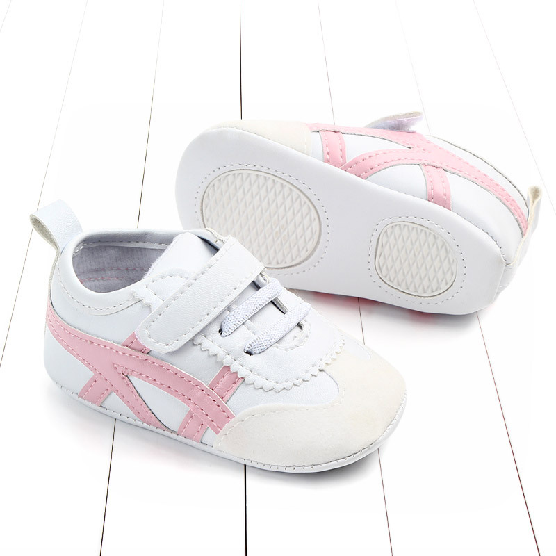 2021 kore ilk y&uuml;r&uuml;te&ccedil;leri erkek bebek kız beşik ayakkabı moda rahat deri daireler mokasen y&uuml;r&uuml;meye başlayan &ccedil;ocuk spor ayakkabı