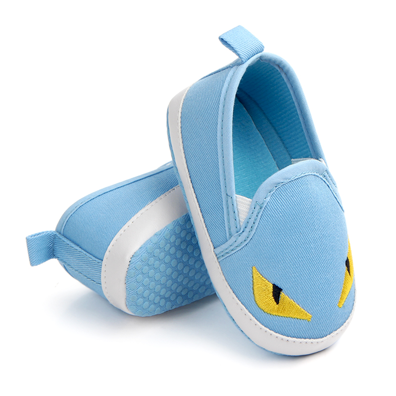 Karikat&uuml;r karakterler tuval yumuşak taban bebek ayakkabıları mokasen yenidoğan kız erkek ilk y&uuml;r&uuml;y&uuml;şe kaymaz tulumları Sneakers beşik ayakkabı