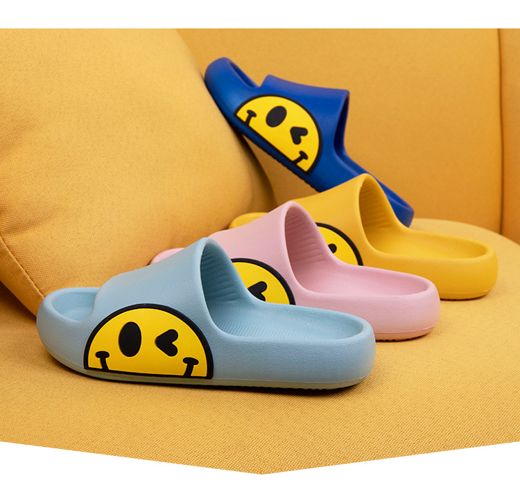 2023 Summer Lovely Happy Smiley Face Slippers Kids Indoor Home Children's Boys Girls Non-Slip Fashion Sandals Shoes