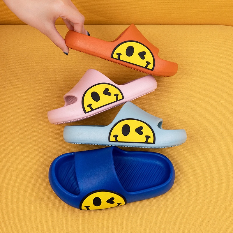 2023 Summer Lovely Happy Smiley Face Slippers Kids Indoor Home Children's Boys Girls Non-Slip Fashion Sandals Shoes 2023 Summer Lovely Happy Smiley Face Slippers Kids Indoor Home Children's Boys Girls Non-Slip Fashion Sandals Shoes
