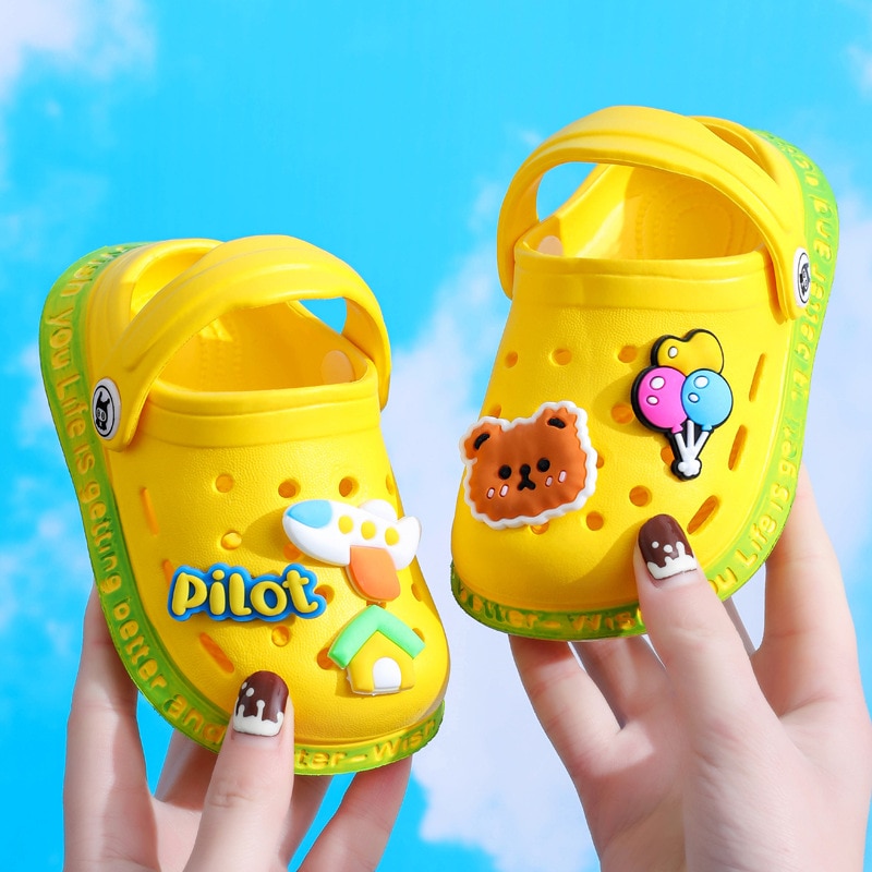 Summer Children Garden Clogs Shoes Boys&Girls Beach Sandal Kids Lightweight Breathable Cute Cartoon Slip On Mules Baby Slipper Summer Children Garden Clogs Shoes Boys&Girls Beach Sandal Kids Lightweight Breathable Cute Cartoon Slip On Mules Baby Slipper