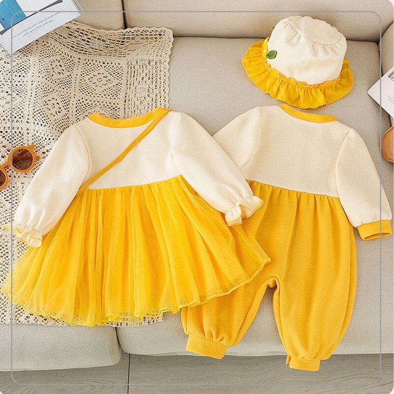 New Autumn Family Matching Outfits Sun Flower Yellow Long Sleeves Gauze Dresses+Romper+Cap Child Clothes E30112 New Autumn Family Matching Outfits Sun Flower Yellow Long Sleeves Gauze Dresses+Romper+Cap Child Clothes E30112