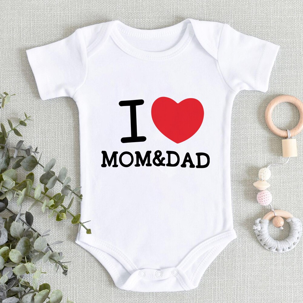 I LOVE MOM & DAD Newborn Baby Bodysuits 2023 Best Thing Infant Onesies Clothes Fashion Aesthetic Summer Ropa De Bebe Ni&ntilde;a Chico