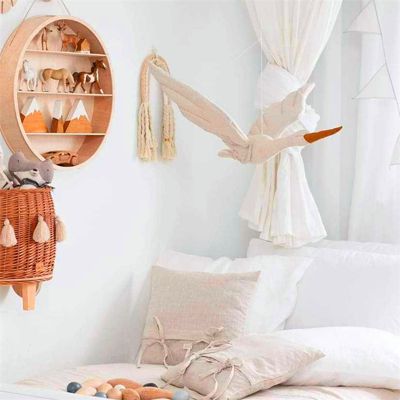 Creative wall hanging Swan Plush Stuffed Doll fabric family bedroom Nursery room decor hanging ornaments baby soothing pillow