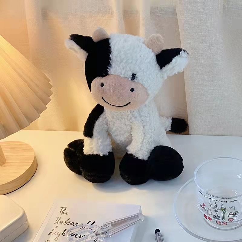 23cm Cute Sitting Milk Cow Cartoon Plush Toy New Design Lifelike Cattle Plushie Doll Kawaii Room Decor Stuffed Toys For Children 23cm Cute Sitting Milk Cow Cartoon Plush Toy New Design Lifelike Cattle Plushie Doll Kawaii Room Decor Stuffed Toys For Children