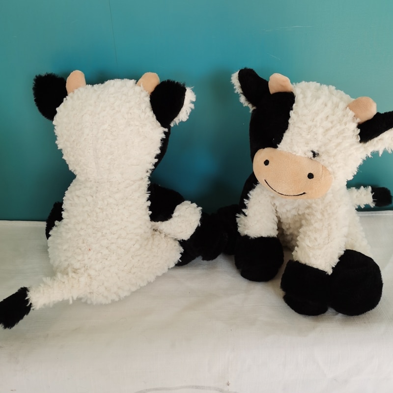 23cm Cute Sitting Milk Cow Cartoon Plush Toy New Design Lifelike Cattle Plushie Doll Kawaii Room Decor Stuffed Toys For Children 23cm Cute Sitting Milk Cow Cartoon Plush Toy New Design Lifelike Cattle Plushie Doll Kawaii Room Decor Stuffed Toys For Children