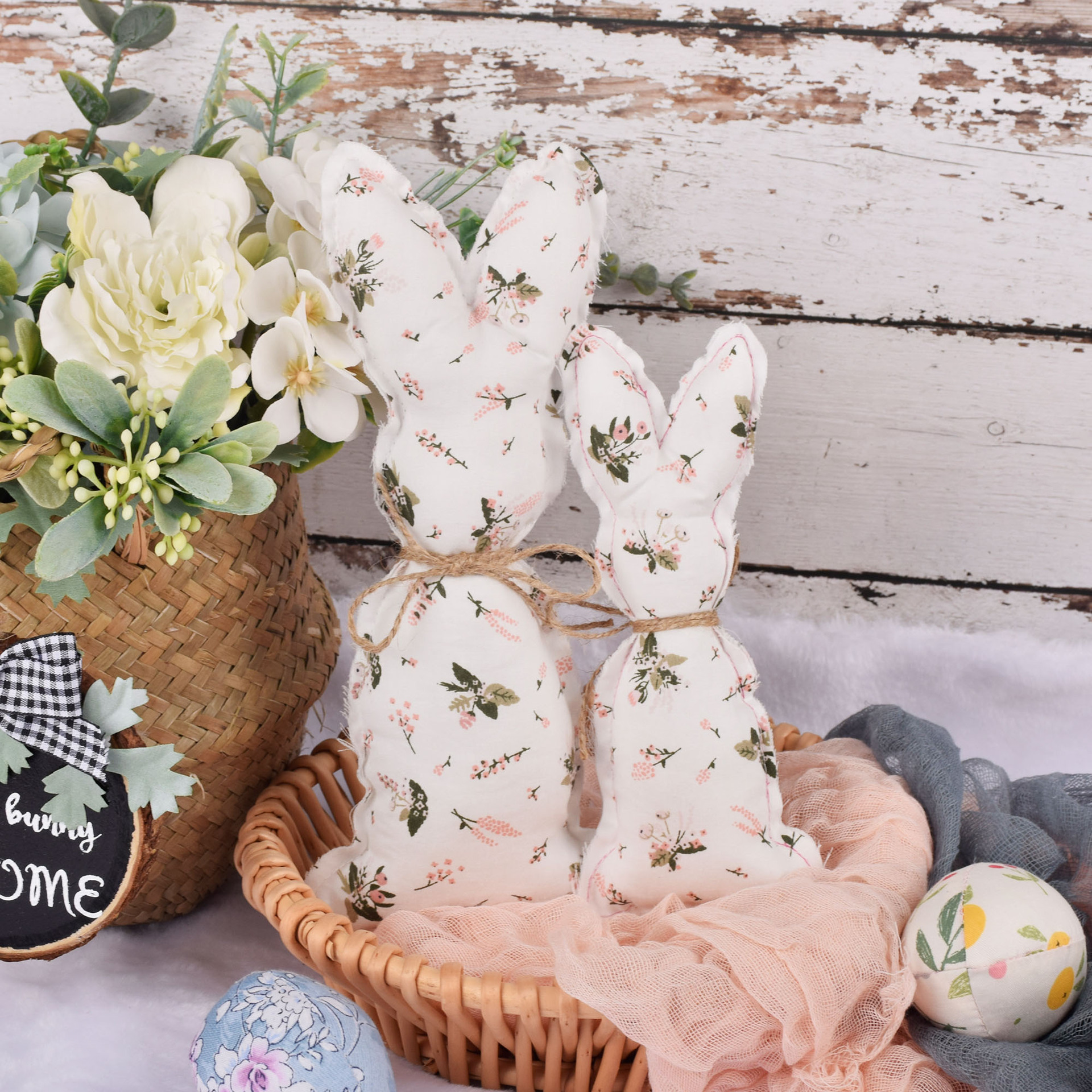 2pcs Farmhouse Easter Decor Stuffed Easter Bunnies Rustic Fabric Spring Cloth Bunny Rabbit Decoration for Easter Home Tray Decor