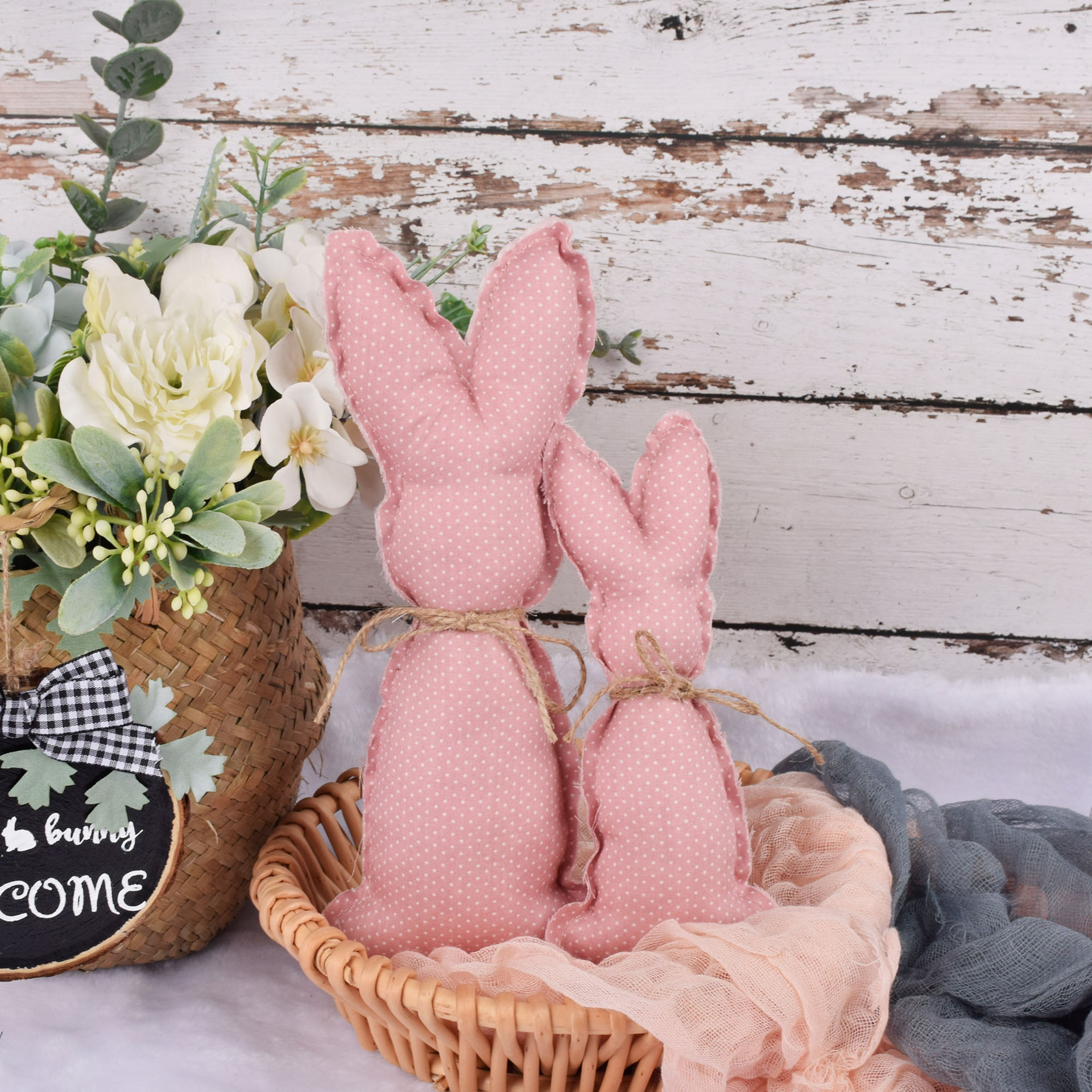 2pcs Farmhouse Easter Decor Stuffed Easter Bunnies Rustic Fabric Spring Cloth Bunny Rabbit Decoration for Easter Home Tray Decor
