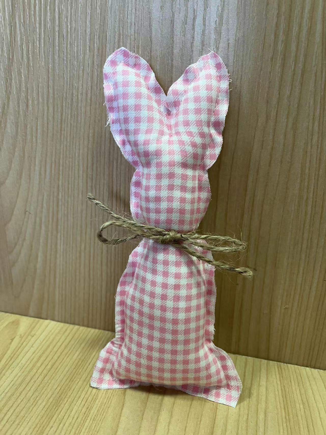 2pcs Farmhouse Easter Decor Stuffed Easter Bunnies Rustic Fabric Spring Cloth Bunny Rabbit Decoration for Easter Home Tray Decor