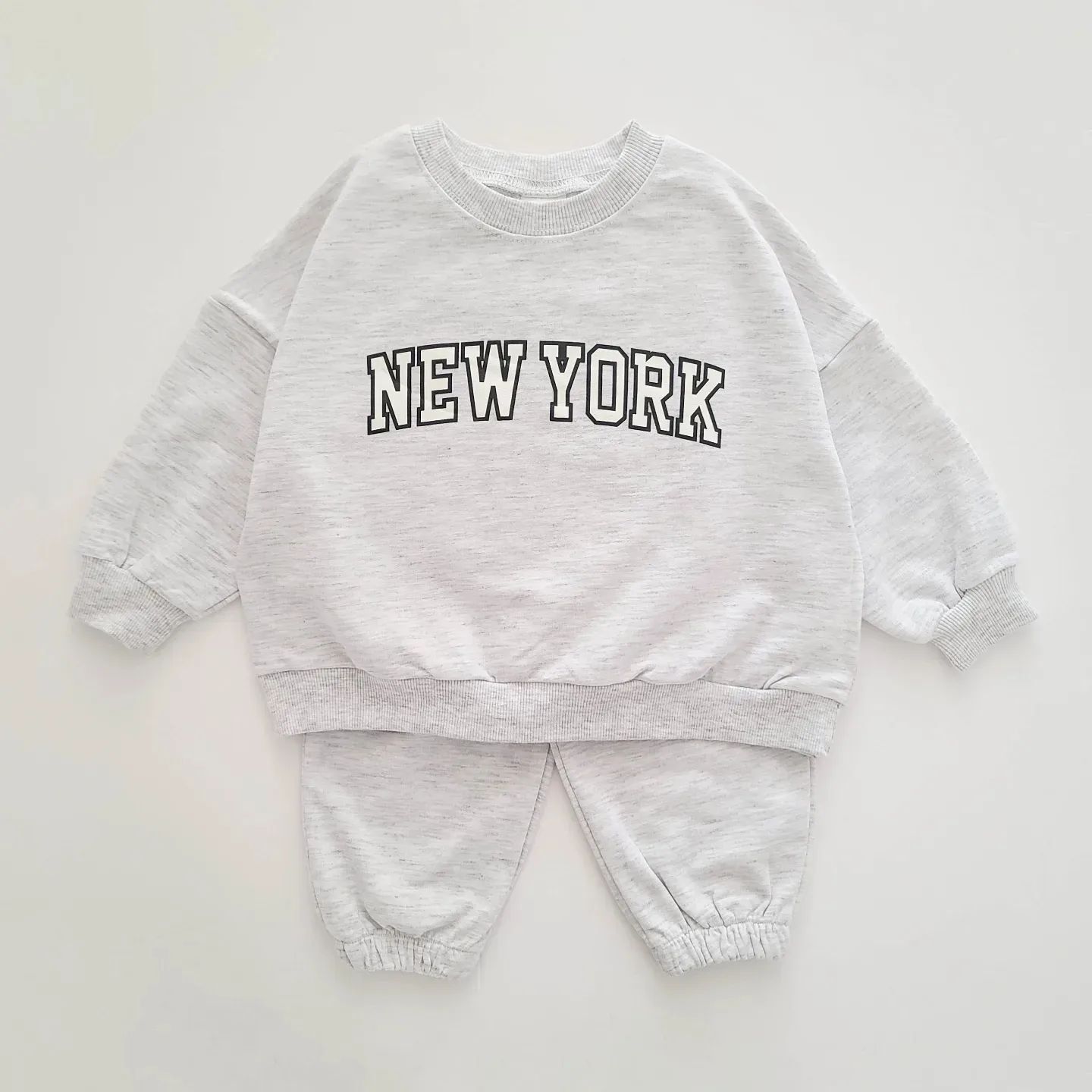 INS Kids Boys New York Sweatshirt & Jogger Pants Set 2023 Autumn New Baby Girls Clothes Toddler Hoodie and Pants 2 Pcs Outfit